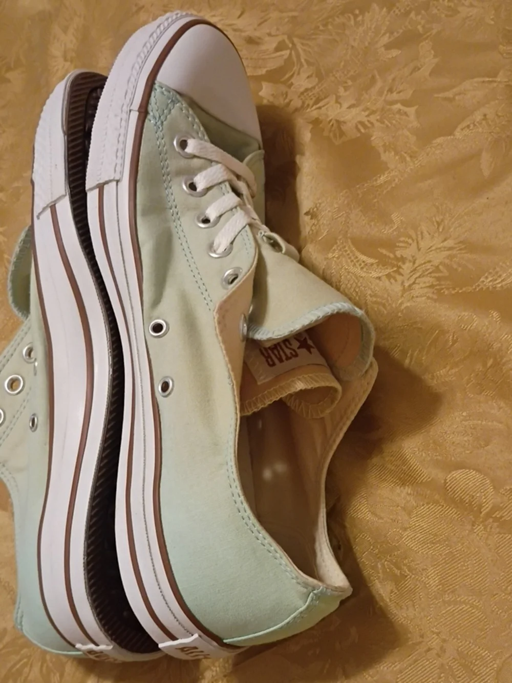CONVERSE Limited Edition All Star Low Top Light Green Men's 9.5 Women's 11